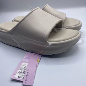 Wild Fable Laney Slides Cream NWT